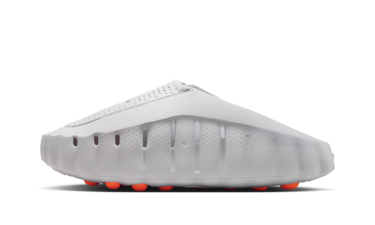 Nike Mind 001