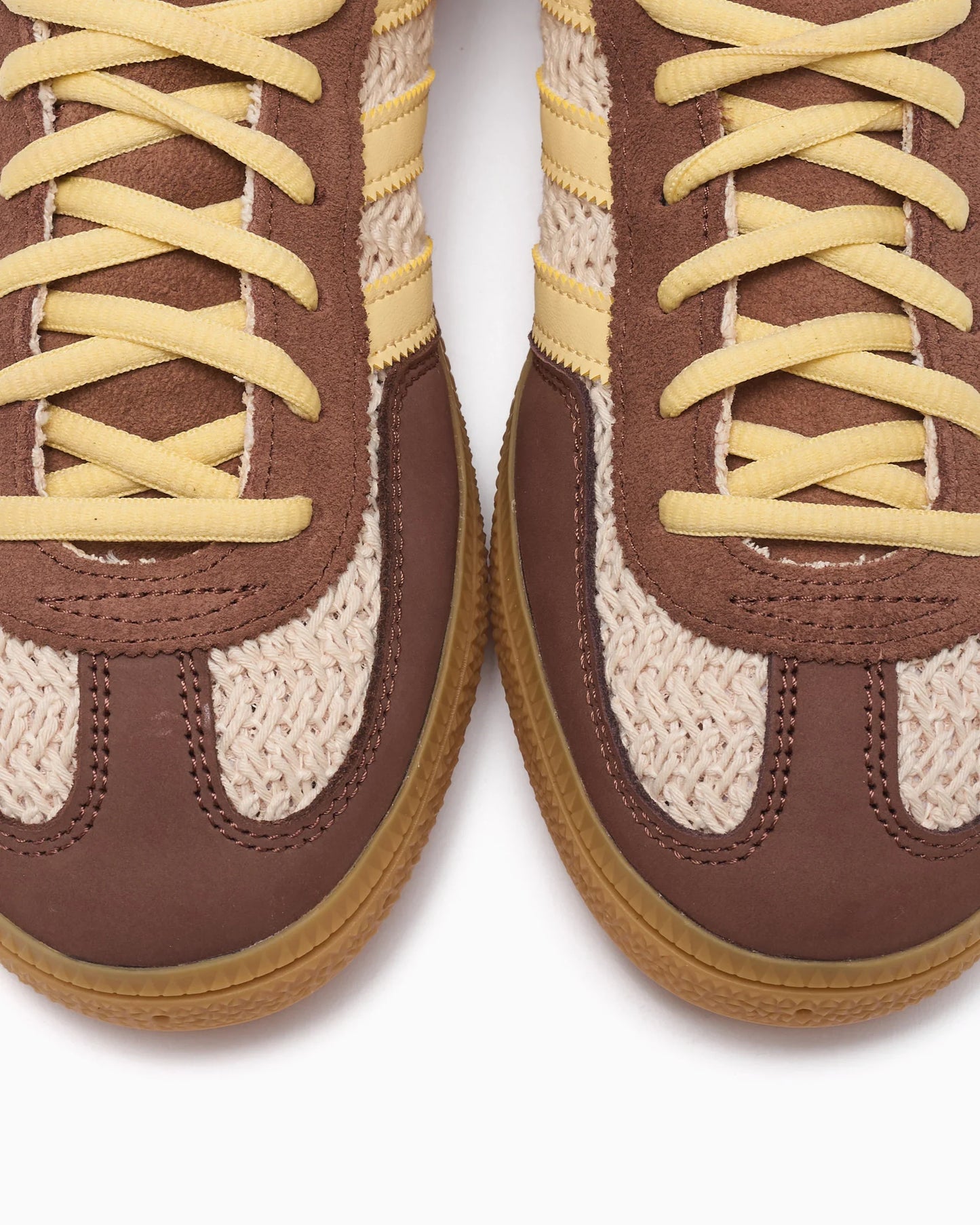 adidas Handball Spezial d'occasion Marron avec teinte orange et semelle gomme (Femme)