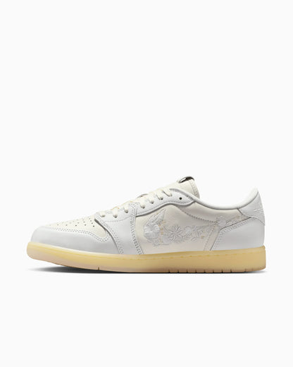 Air Jordan 1 Retro Low OG Swoosh fleuri