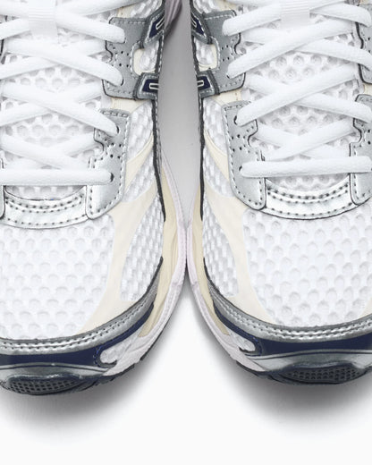 ASICS Gel-Cumulus™ 16 Blanc Minuit