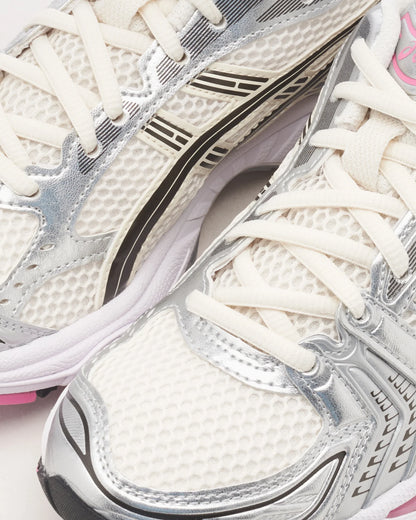 ASICS Gel-Kayano 14 crème et rose tendre