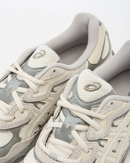 ASICS Gel-NYC gris huître