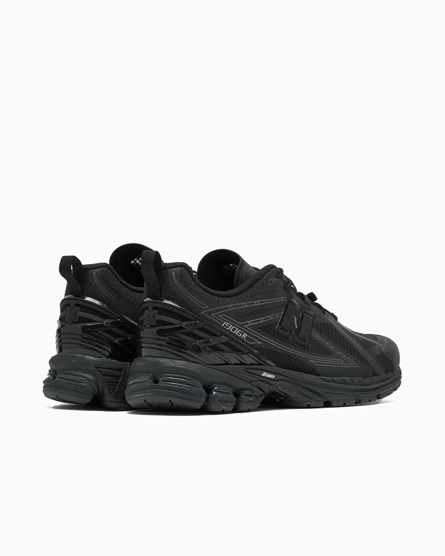 New Balance 1906R Pack Sans Couture Noir Ciment