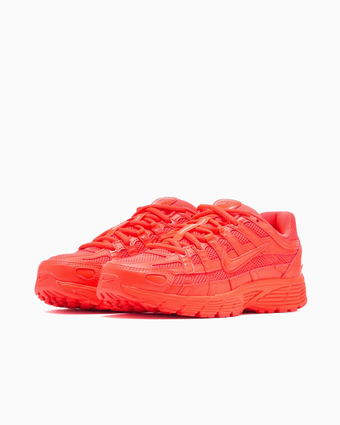 Nike Femme P-6000 Cramoisi vif