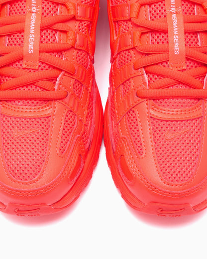 Nike Femme P-6000 Cramoisi vif