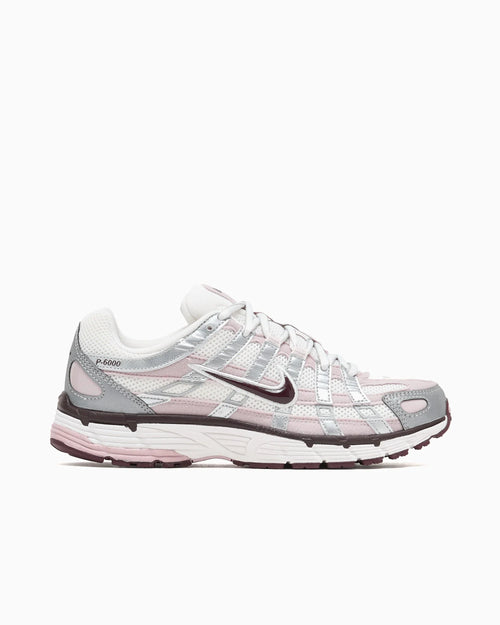 Nike P-6000 pour femmes Argent Bourgogne Prune Craie