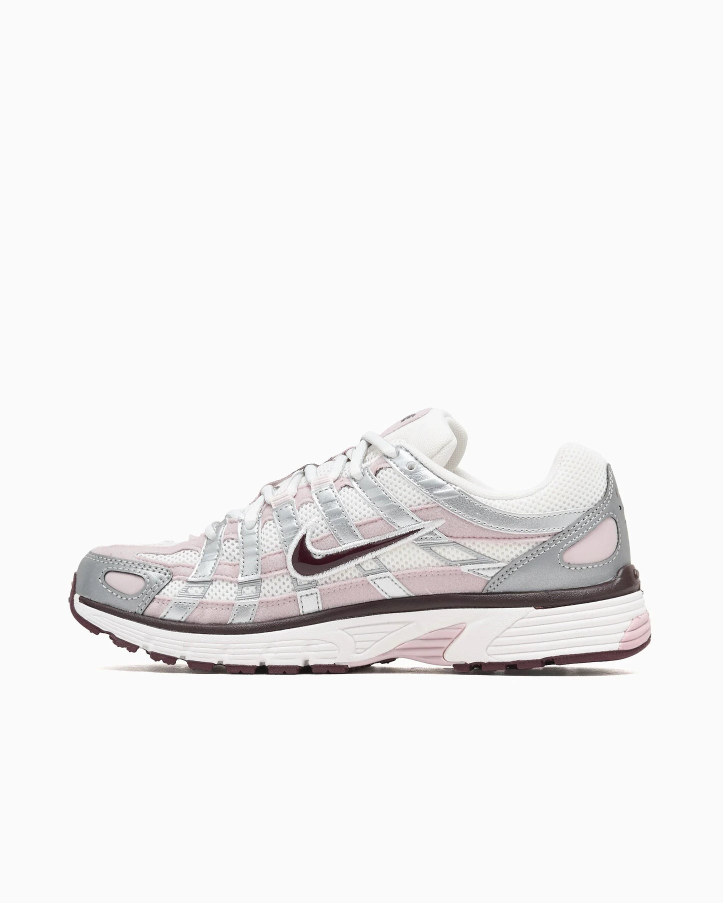 Nike P-6000 pour femmes Argent Bourgogne Prune Craie