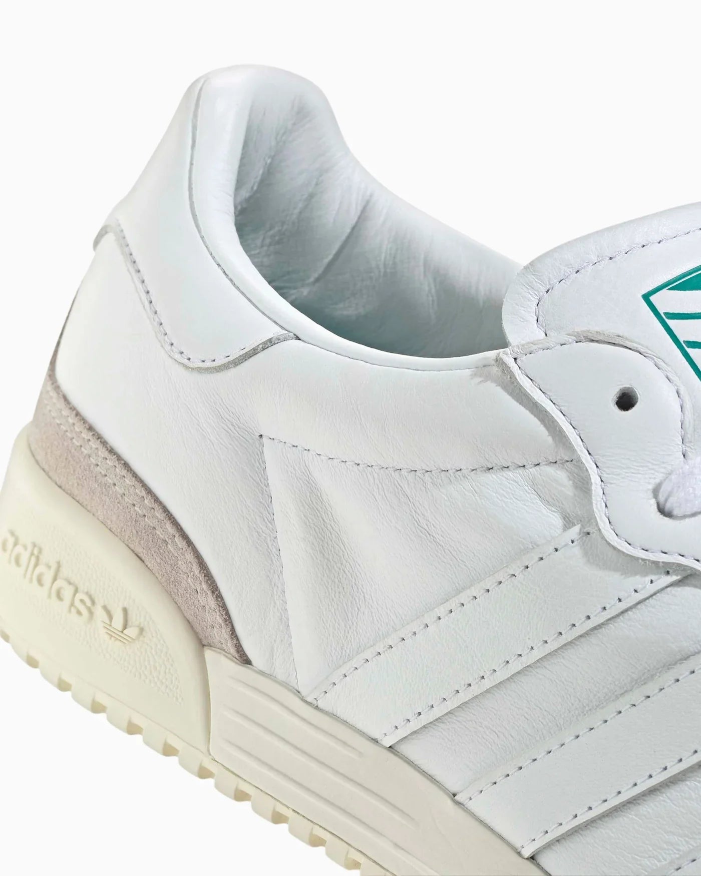 adidas Tangum Blanc Vert Power Blanc cassé