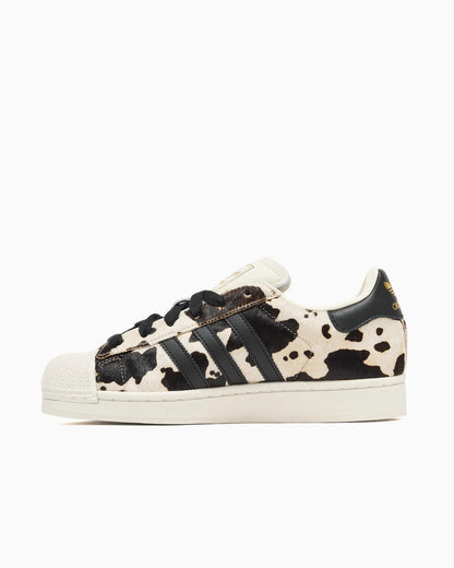adidas Superstar imprimé vache