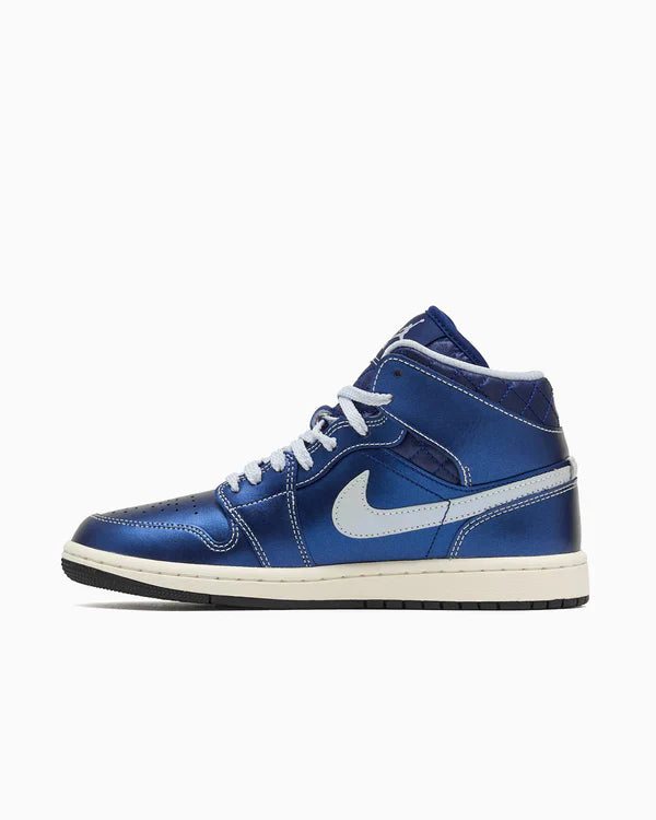 Jordan 1 Mid SE bleu métallisé matelassé (Femmes)