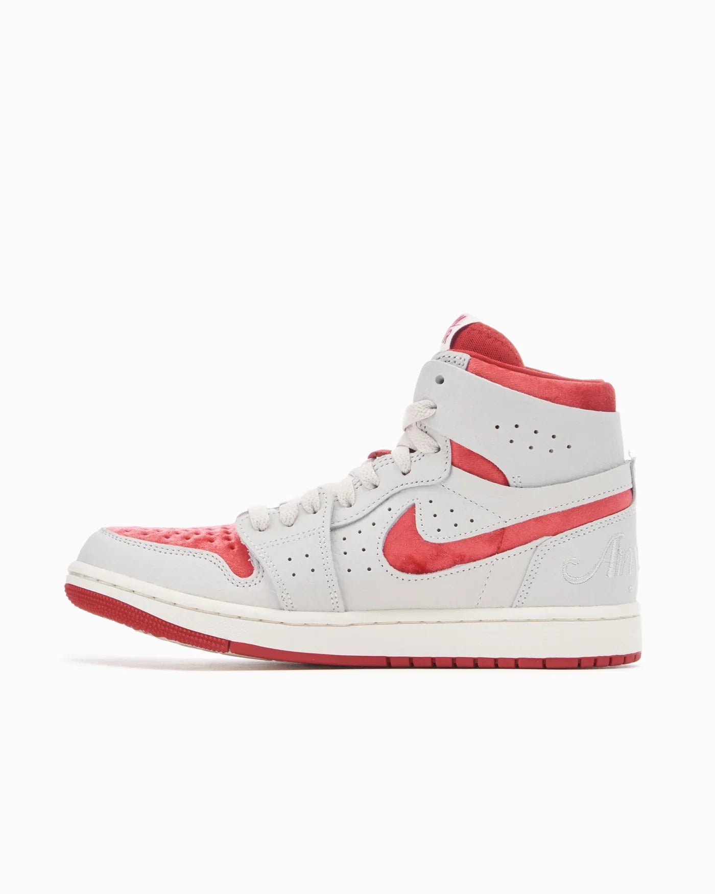 Jordan 1 High Zoom Air CMFT 2 Saint-Valentin (2023) (Femme)