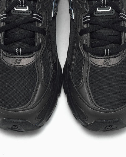 New Balance 740 Noir Argent Métallisé