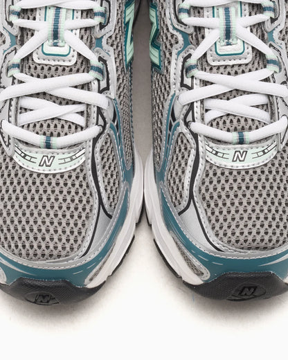 New Balance 740v2 Argent métallisé New Spruce