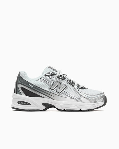 New Balance 740 Blanc Métallisé Argent Noir