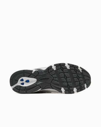 New Balance 740 Blanc Métallisé Argent Noir