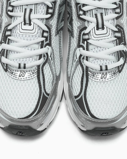 New Balance 740 Blanc Métallisé Argent Noir