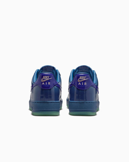 Nike Air Force 1 Low en cuir patent Mystic Navy Grape Ice