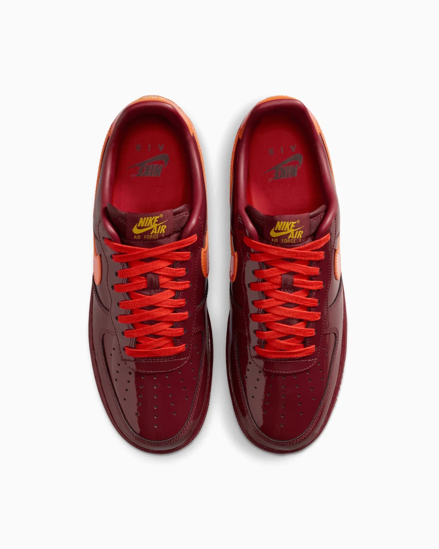 Nike Air Force 1 Low en cuir verni Rouge Team foncé et Orange de sécurité