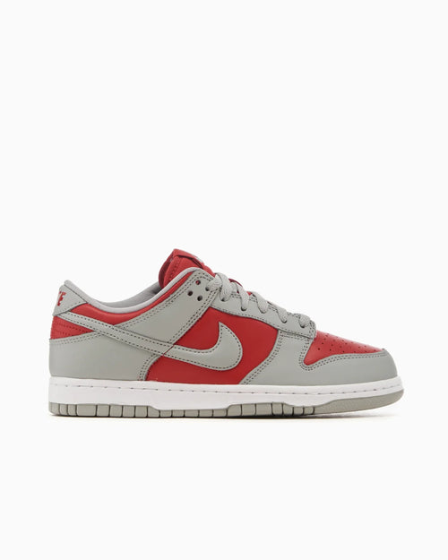 Nike Dunk Low QS CO.JP Ultraman inversé (2024)