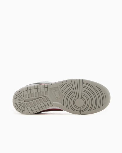 Nike Dunk Low QS CO.JP Ultraman inversé (2024)