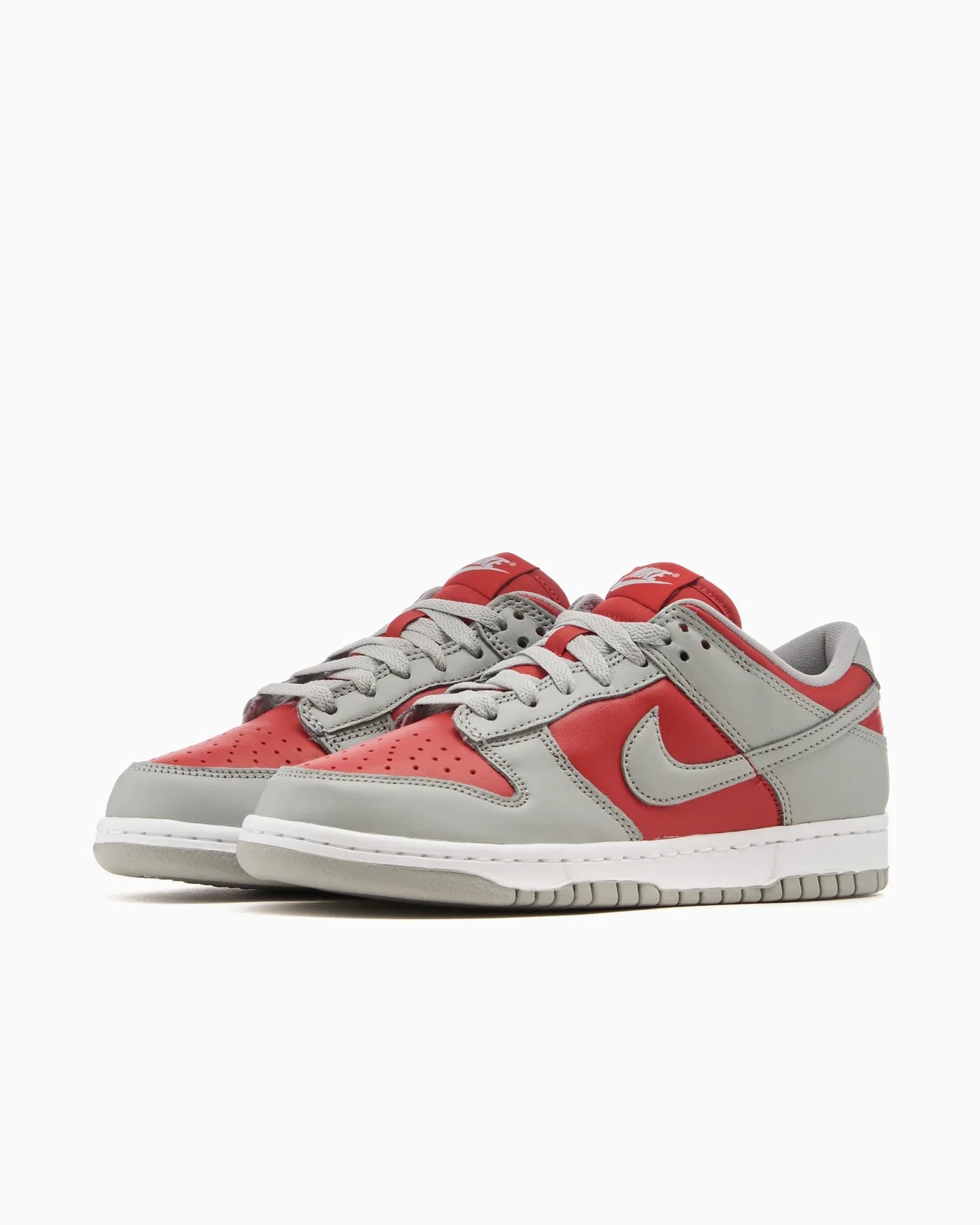 Nike Dunk Low QS CO.JP Ultraman inversé (2024)