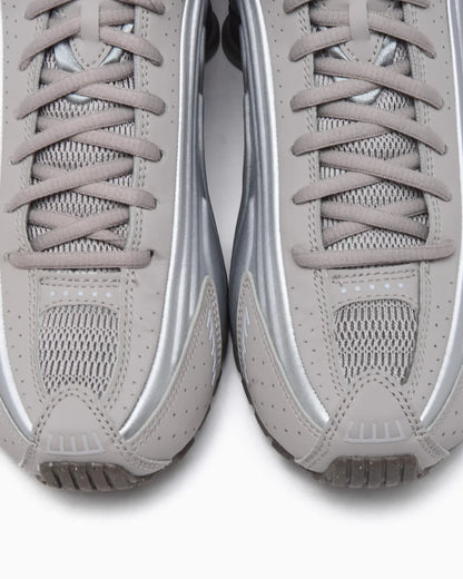 Nike Shox R4 Pierre de grotte