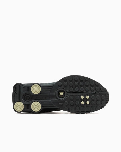 Nike Shox R4 Noir sapin