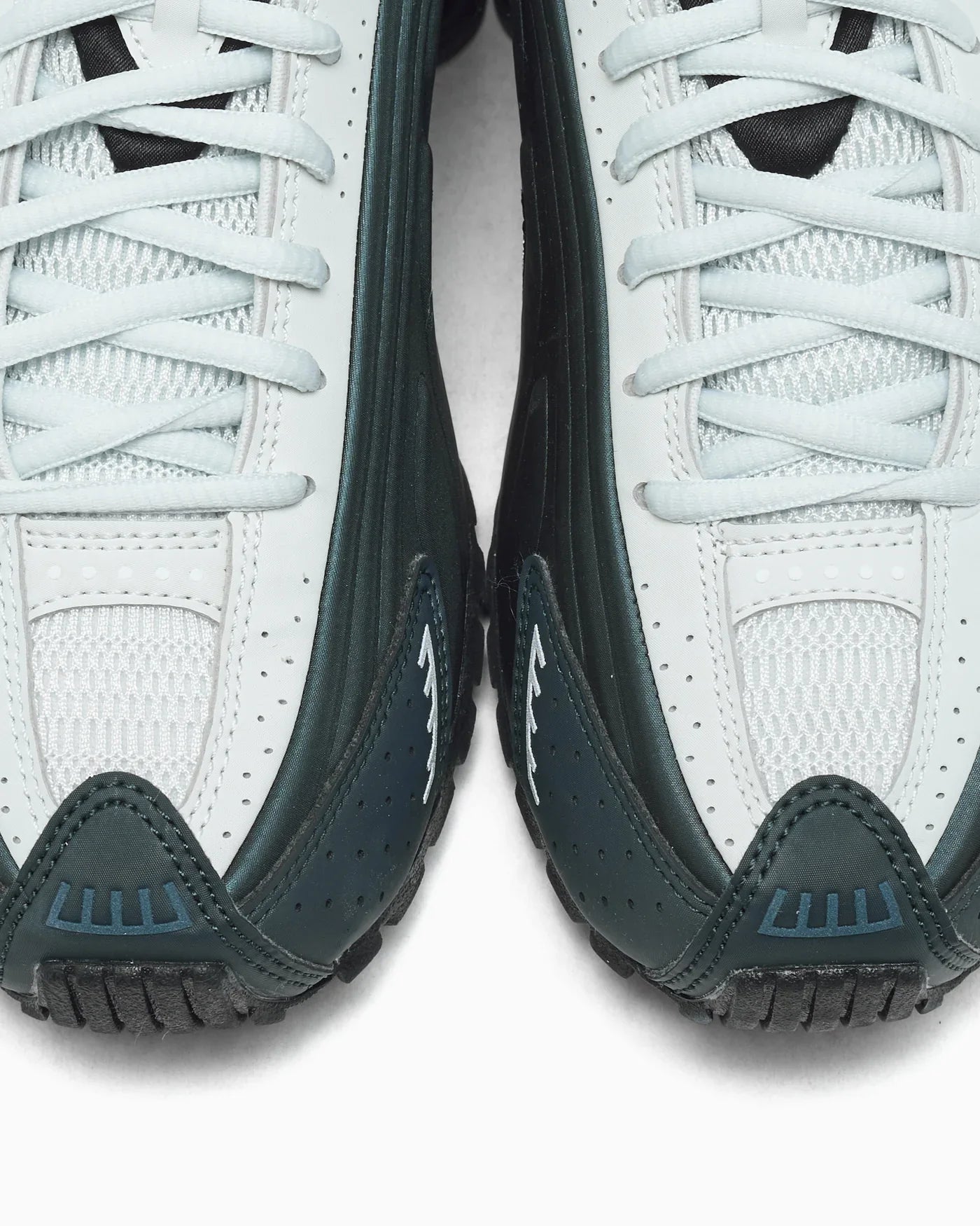 Nike Shox R4 Noir sapin