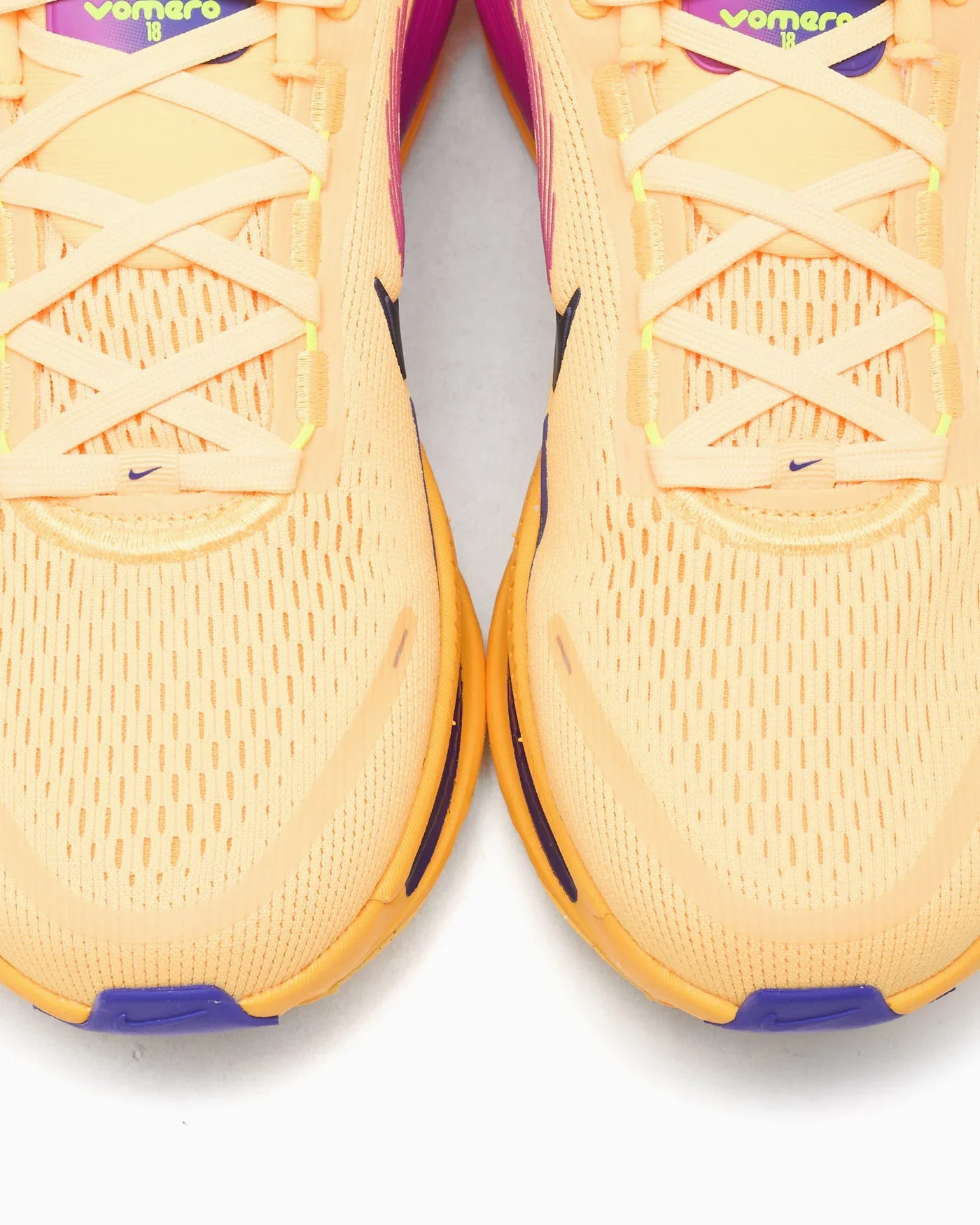 Nike Vomero 18 citron pulse orange laser