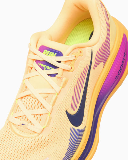 Nike Vomero 18 citron pulse orange laser