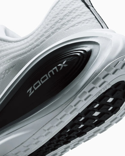 Nike Vomero Plus Blanc Noir Cool Grey