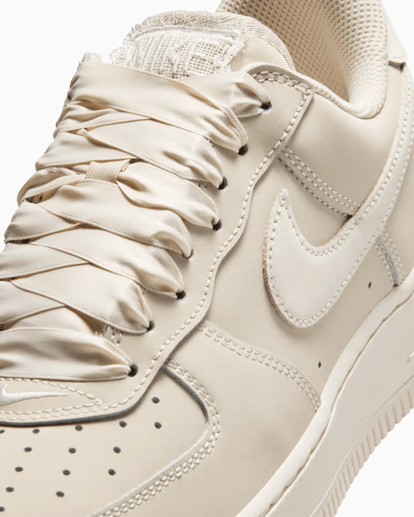 Nike Air Force 1 Low Retro Premium Lacets en Ruban Ivoire et Avoine (Femme)