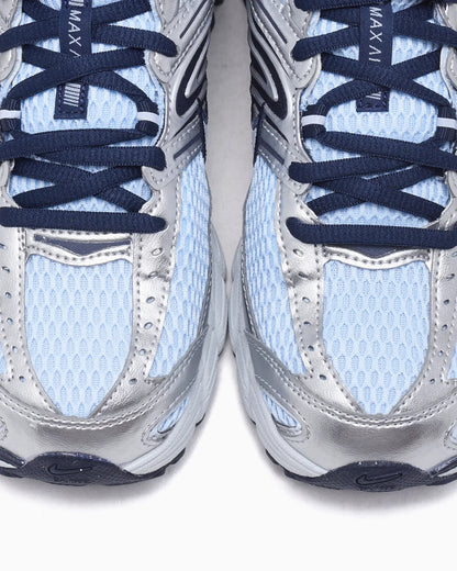 Nike Air Max Moto 2K Bleu céleste et argent métallisé (Femme)