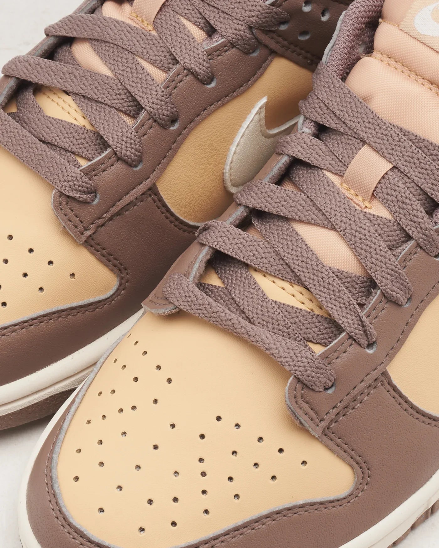 Nike Dunk Low Next Nature vison brun et sésame (Femme)