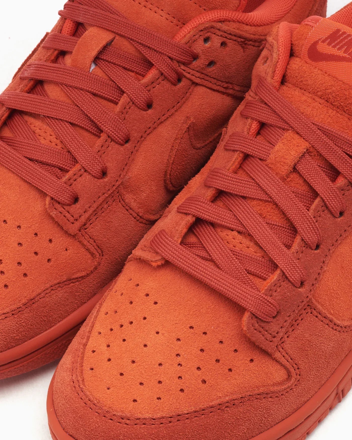 Nike Dunk Low SE Vallée du Feu (Femme)