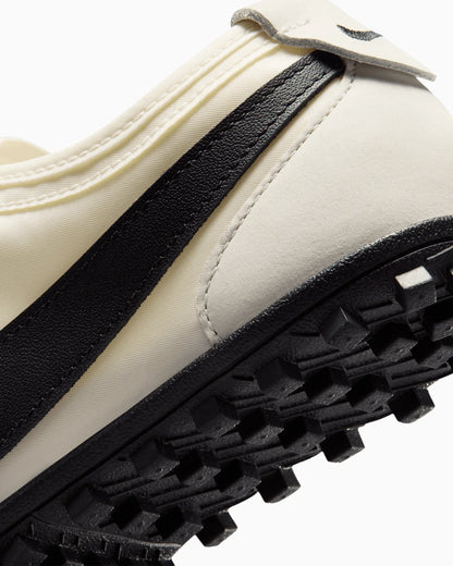 Nike Moon Shoe Noir Perle Doux pour femme