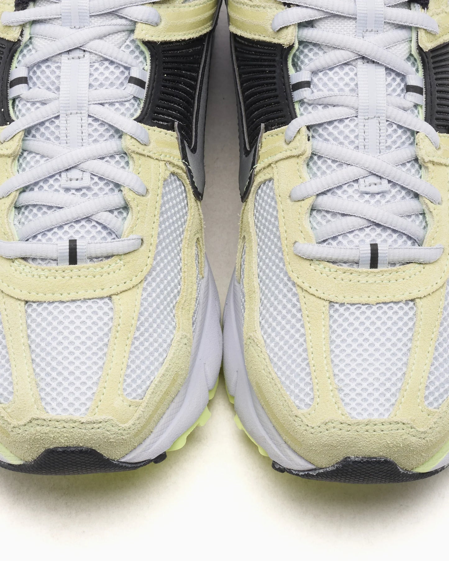Nike Zoom Vomero 5 Barely Volt