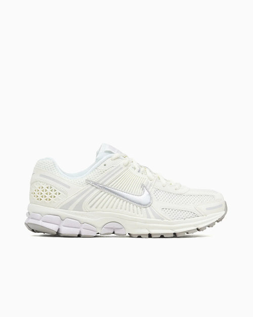 Nike Zoom Vomero 5 Sail Gris Vast Métallisé Argenté