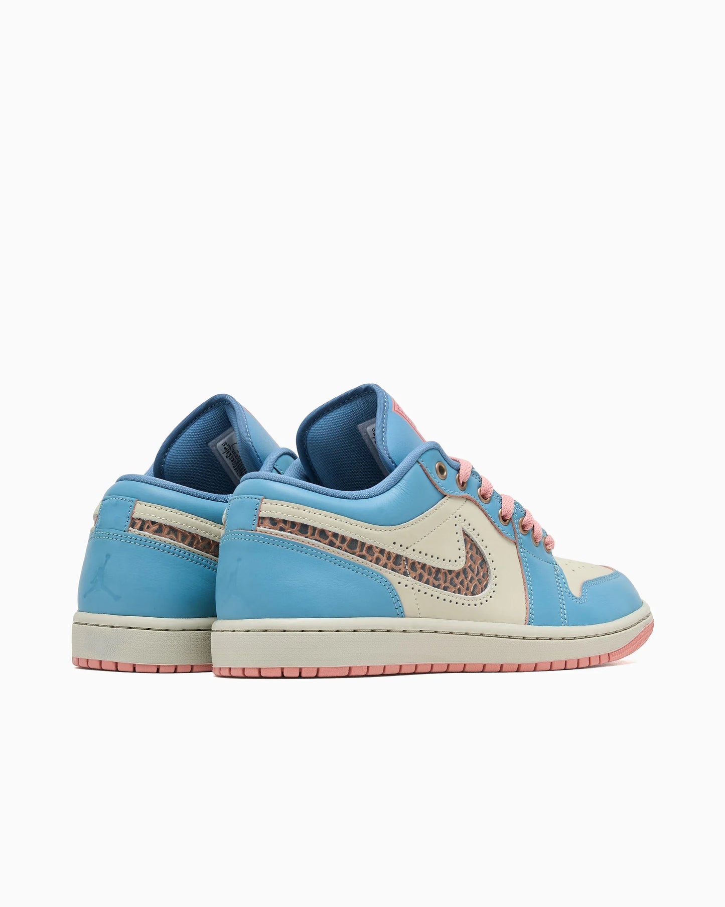 Air Jordan 1 Low Nous Sommes Éternels