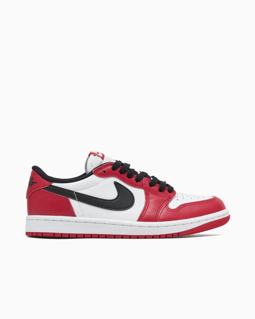 Air Jordan 1 Retro Low OG Chicago 2025