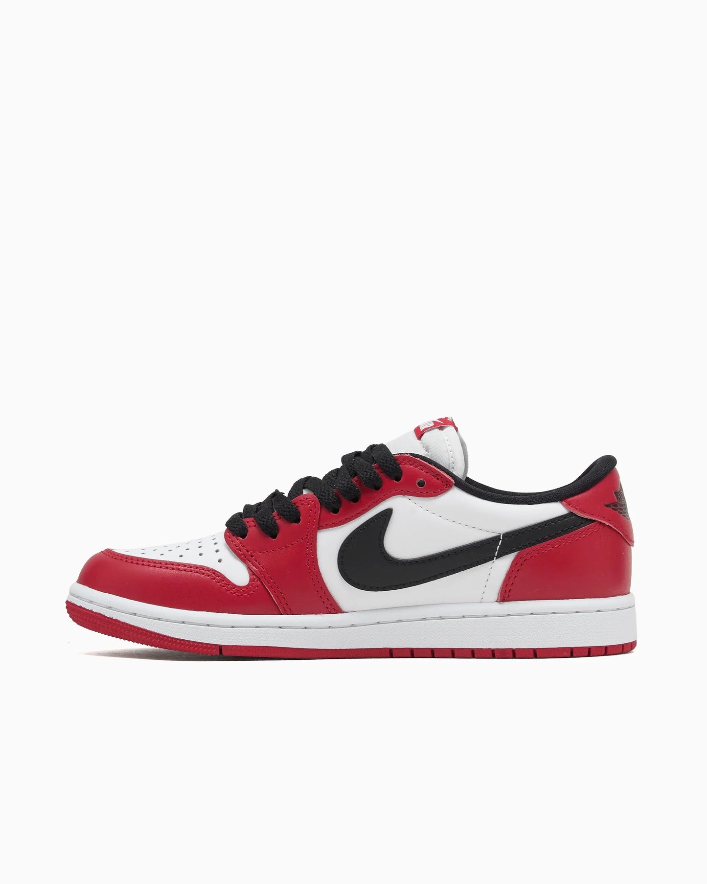 Air Jordan 1 Retro Low OG Chicago 2025