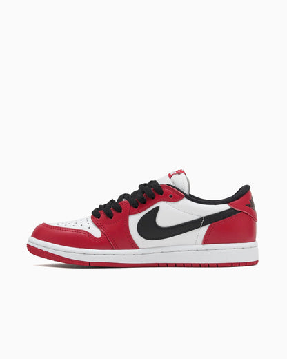 Air Jordan 1 Retro Low OG Chicago 2025